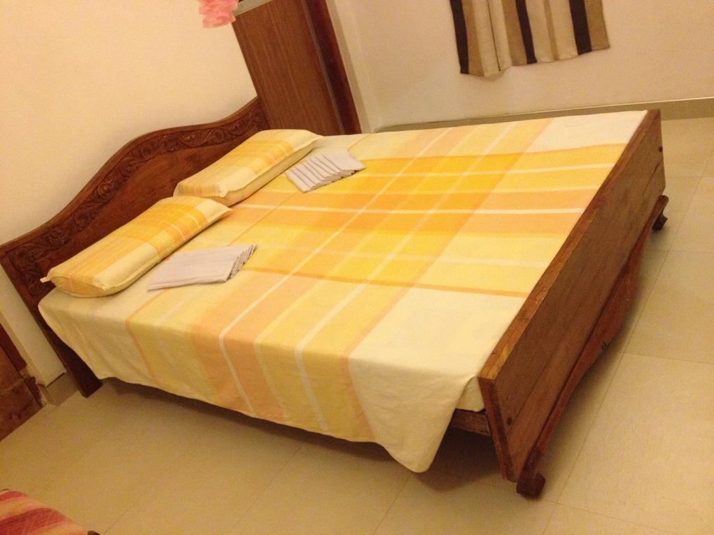 Manik Home Stay Kudapaduwa Rum bild