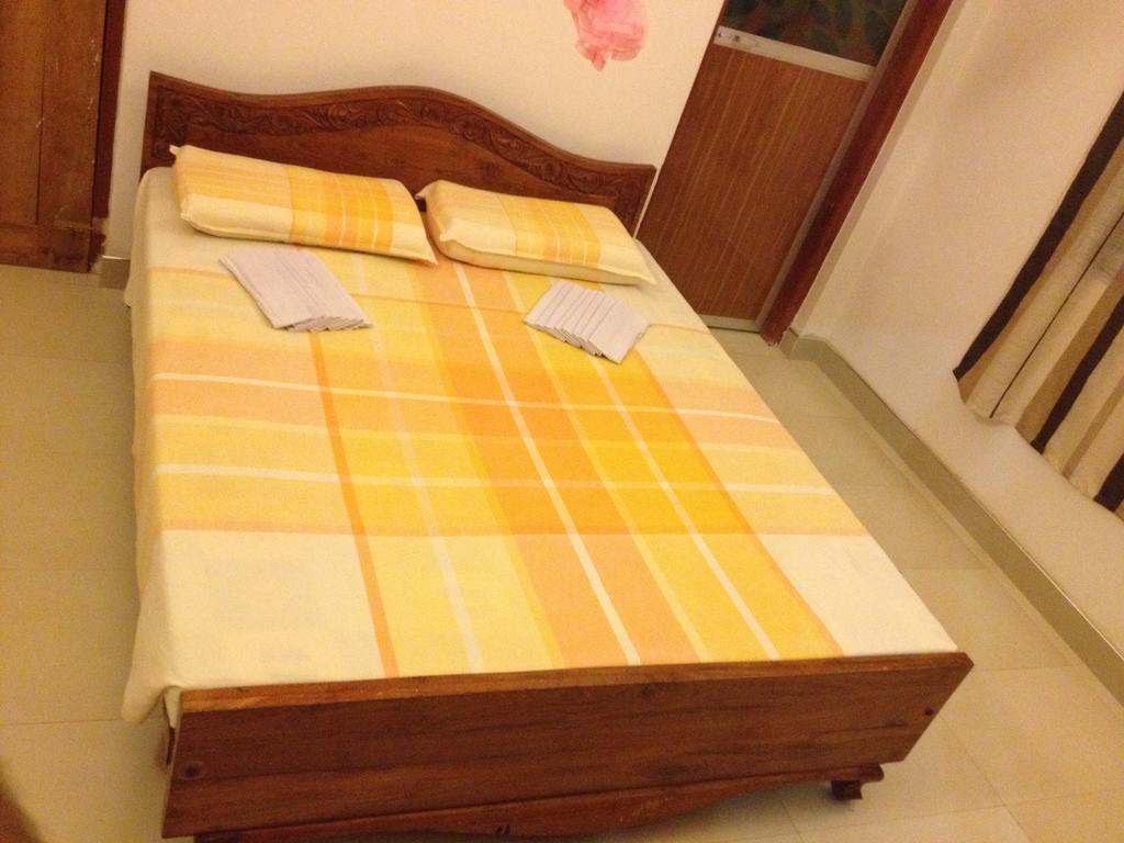 Manik Home Stay Kudapaduwa Rum bild