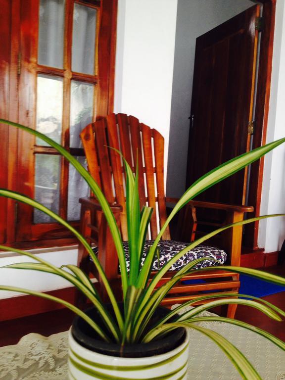Manik Home Stay Kudapaduwa Exteriör bild